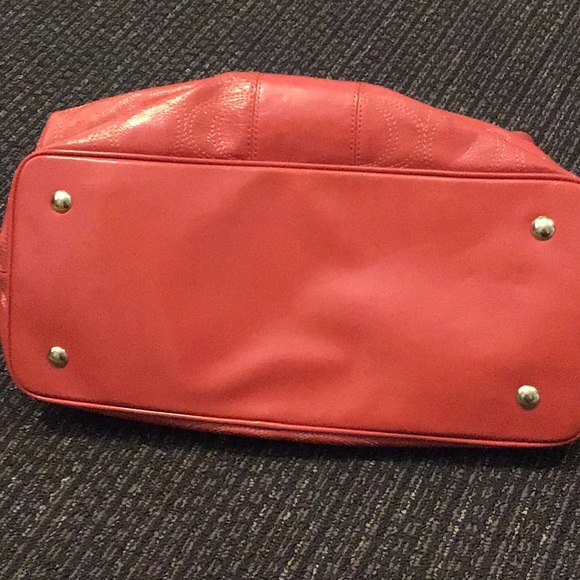 ✅✅✅Authenticate large Coach satchel✅✅✅ - Picture 6 of 6